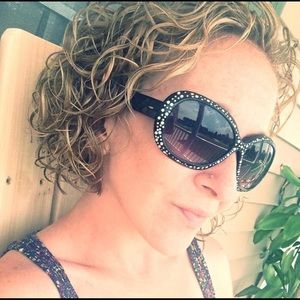 Meet your Posher, Justeen